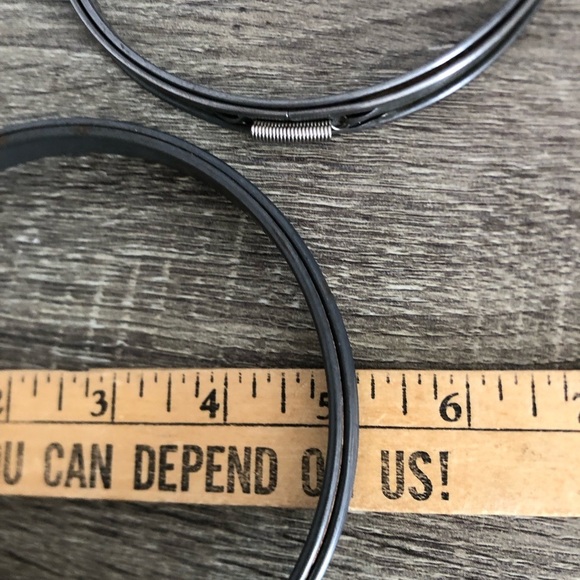 Vtg Metal and Cork Embroidery Hoops - Picture 8 of 10